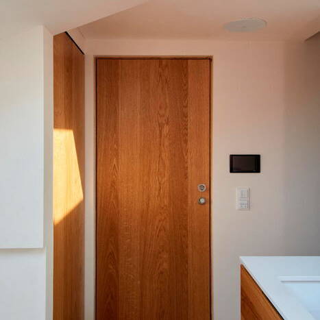 _DSC4867_ret02-C-Dominique-Guglieri_700pixel