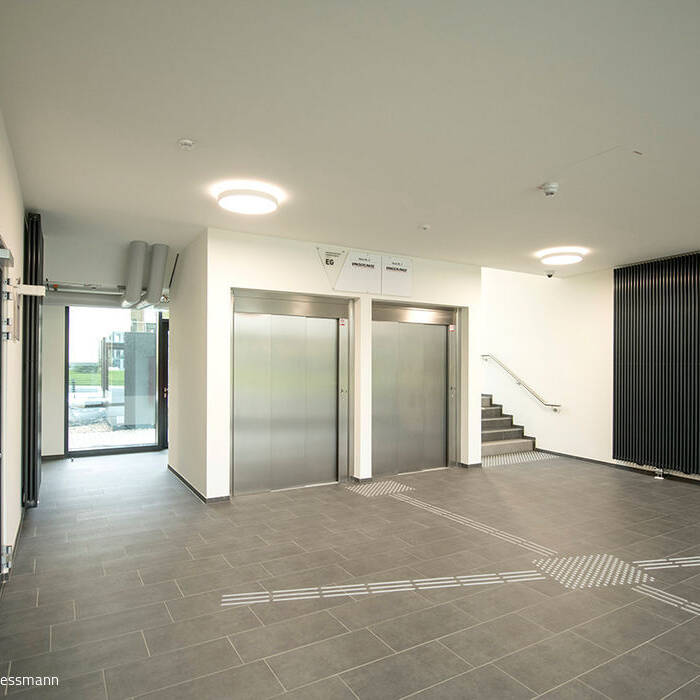 _DSC9557_10_700pixel