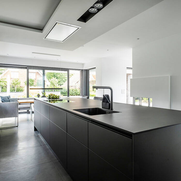 _DSF1814_10_700pixel