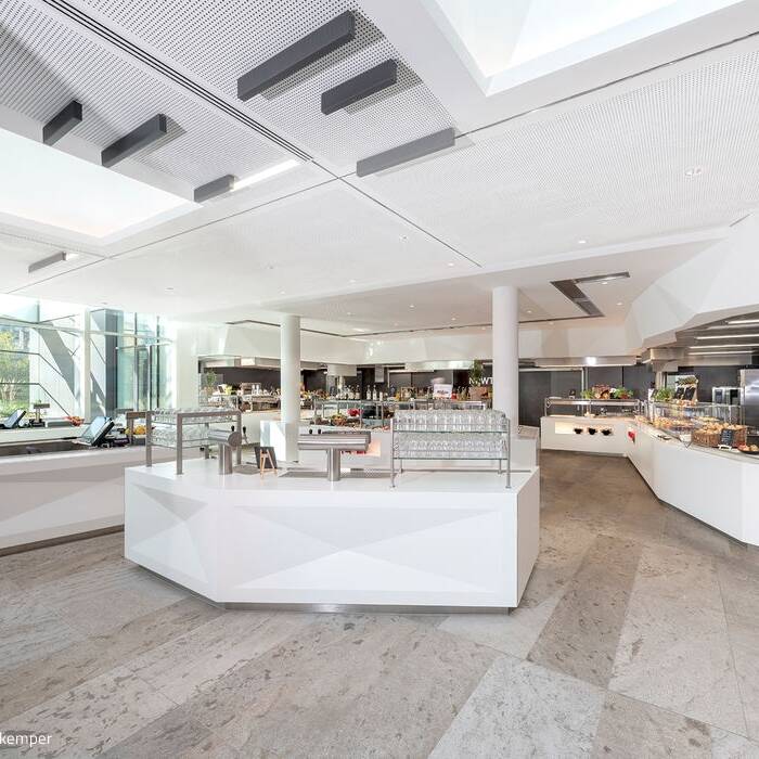 _DSF7587_bea_15_700pixel