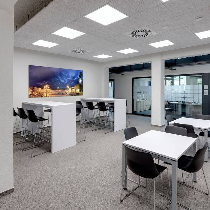 _DSR8639m_15_700pixel