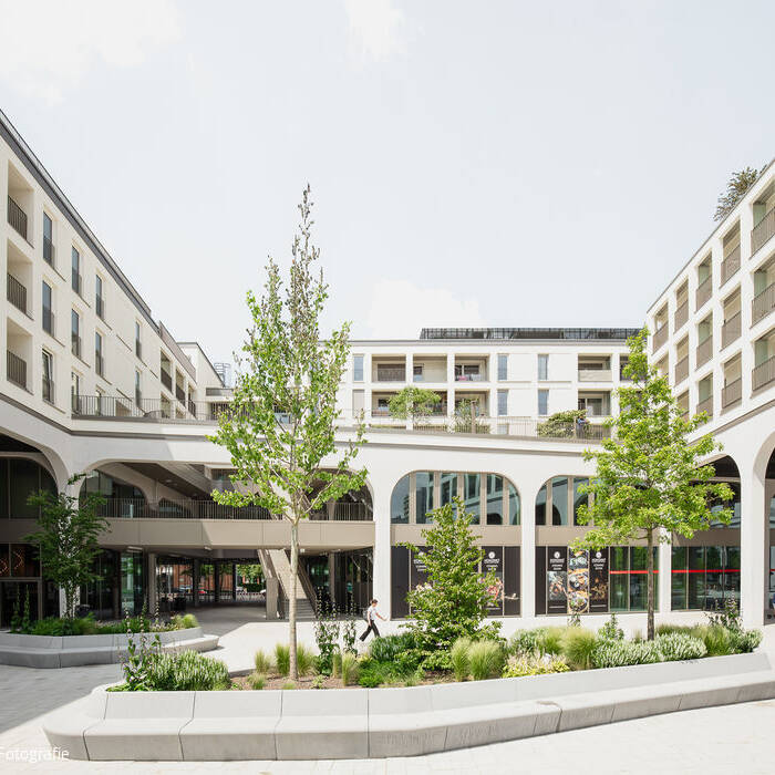 _I2A7121_15_700pixel