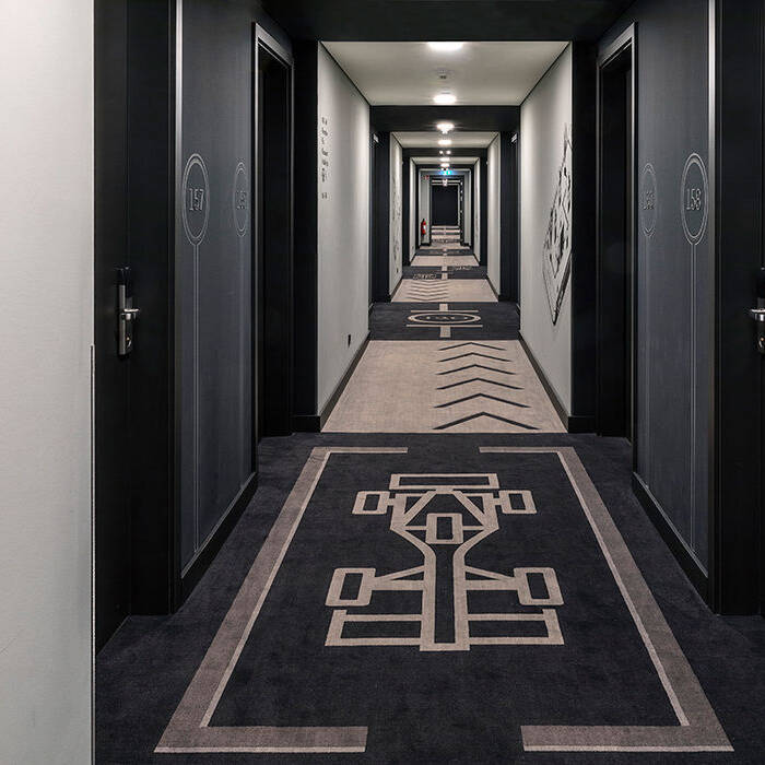 _J2A8964_10_700pixel