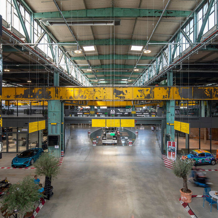 _J2A8975_15_700pixel