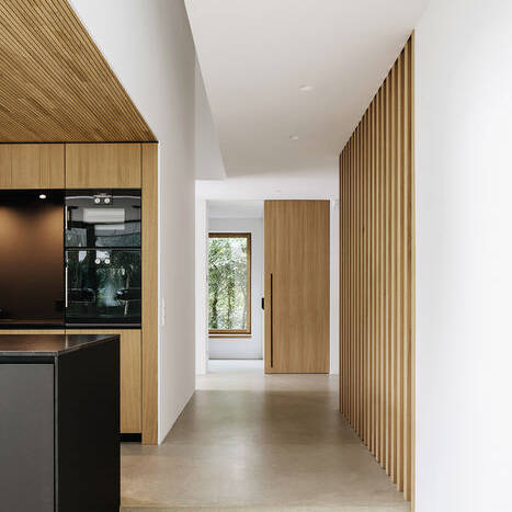 _LP_7661_SWA_10_700pixel