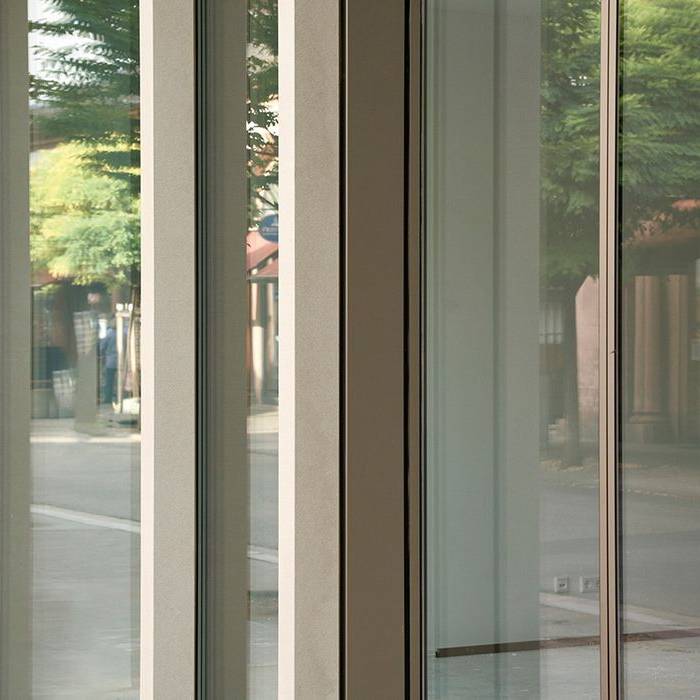 _LWF9585_10_700pixel