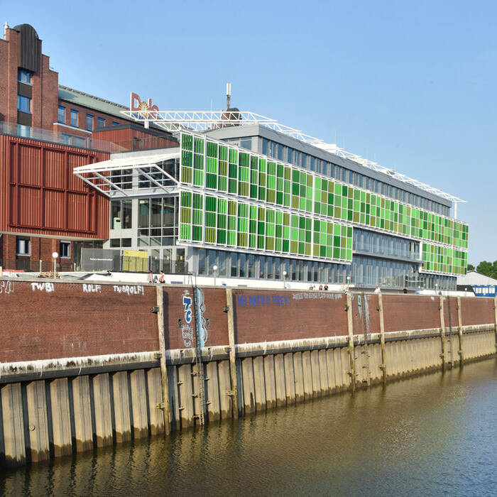 _MKU5265_15_700pixel