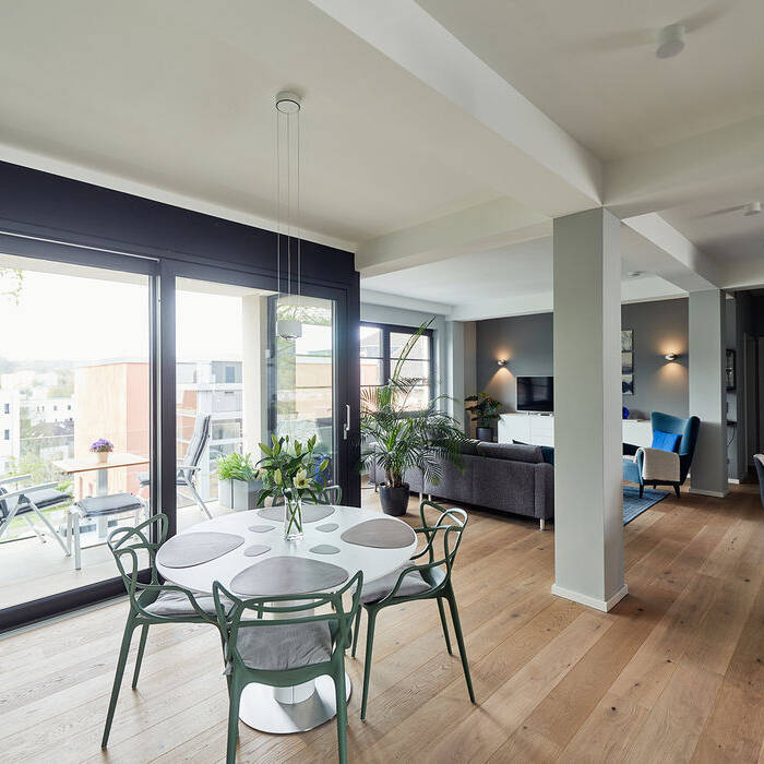 _PGP4713_15_700pixel