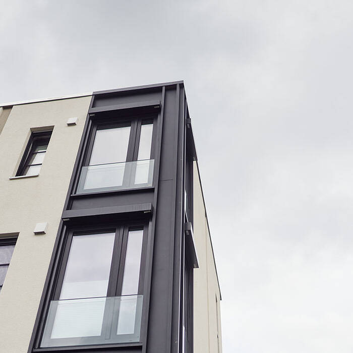 _PGP5145_10_700pixel