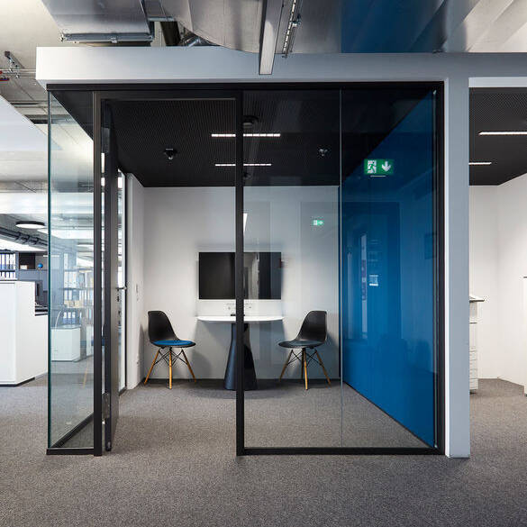 _R8A5739_10_700pixel