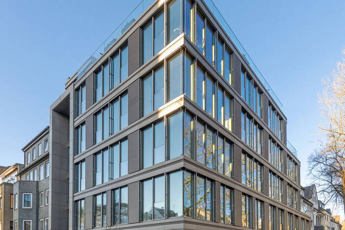 _R_12914-ret6_15_700pixel