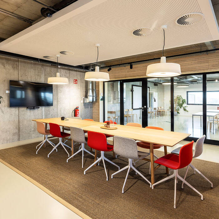 _SCH7688_HighRes_AdobeRGB_15_700pixel