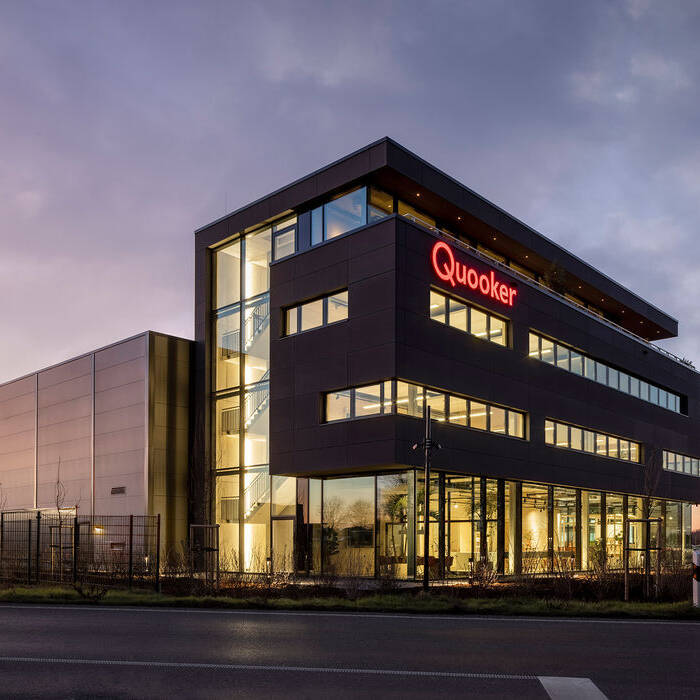 _SCH8542_HighRes_AdobeRGB_19_700pixel