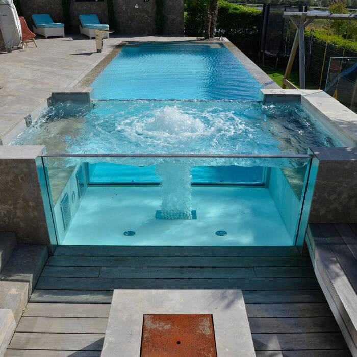 _TWF8748_15_700pixel