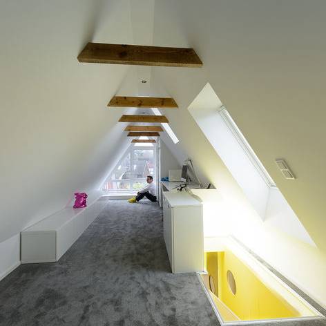 _USC7812_10_700pixel