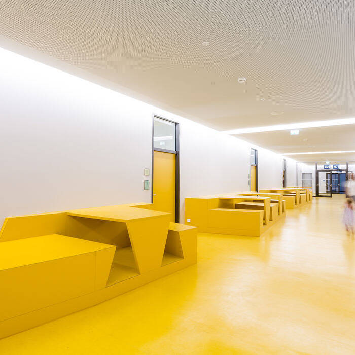 _V3A8956_15_700pixel