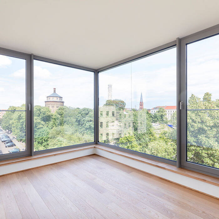 _VB_5281_15_700pixeleHQ82FIEKOWQp