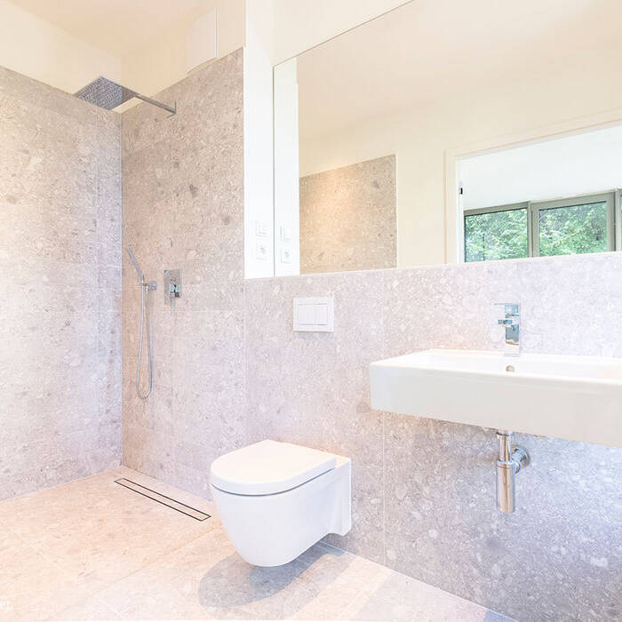 _VB_5329_10_700pixelB6oLNyBMvtpVm