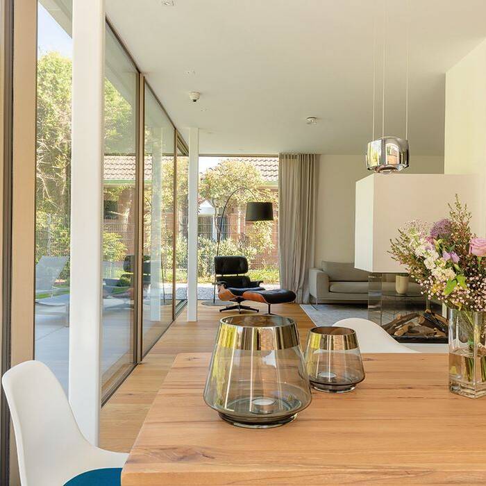 _VVM9191-HDR-ret_10_700pixel