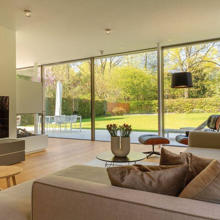 _VVM9263-HDR-ret_15_700pixel