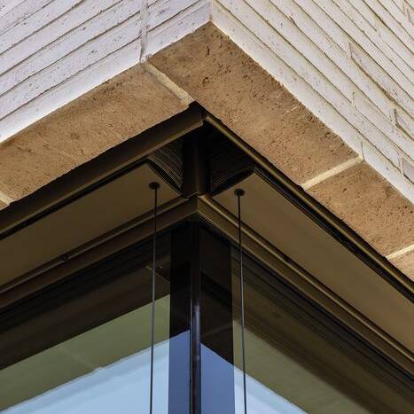 _VVM9368-ret_10_700pixel