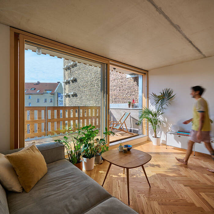 _Z7D0879_living-room-and-terrace-4th-floor-garden-house_15_700pixel