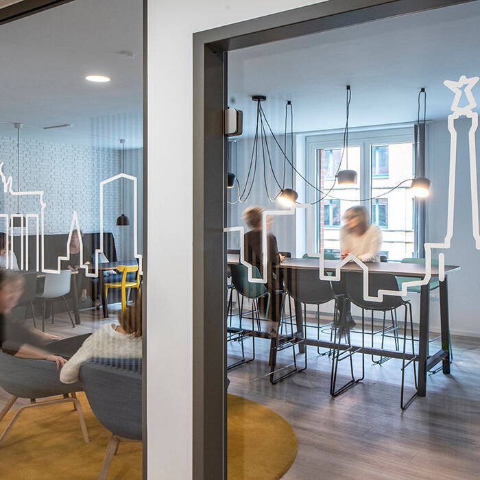 conet_Bistro_02_10_700pixel