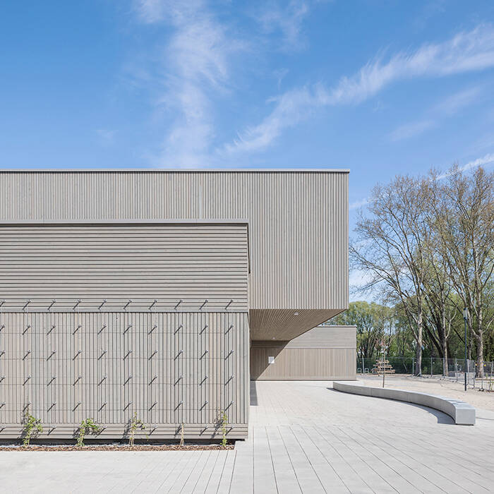 dzpa_Erich-Ka-stner-Schule_Darmstadt_Kranichstein_Ansicht-Su-d_15_700pixel