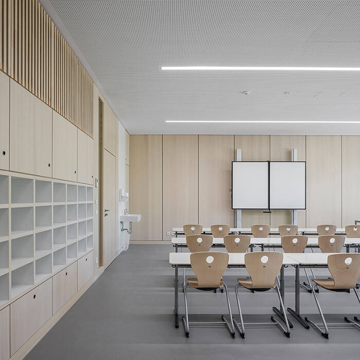 dzpa_Erich-Ka-stner-Schule_Darmstadt_Kranichstein_Klassenzimmer-frontal_10_700pixel