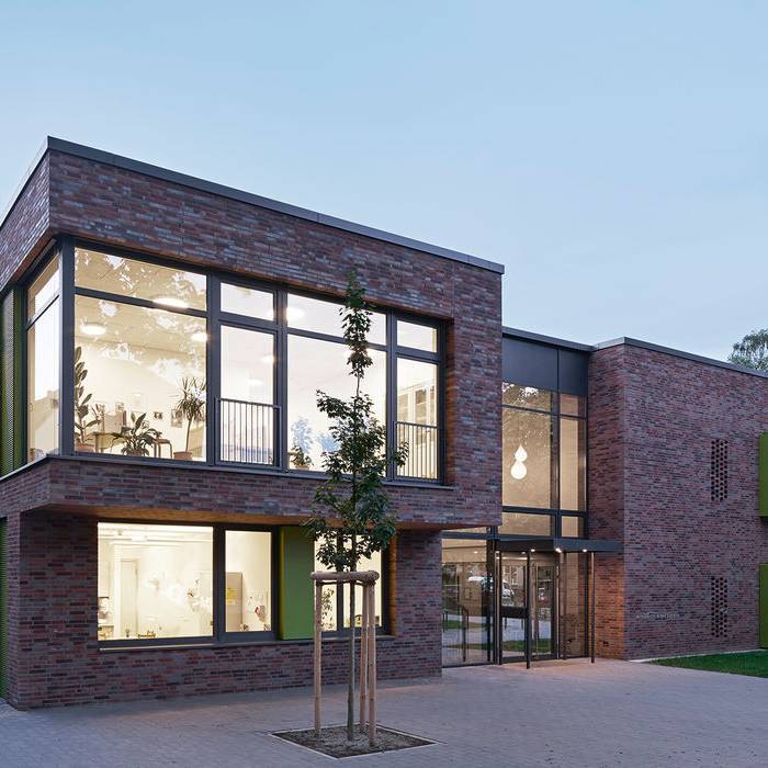 emms2_14_15_700pixel