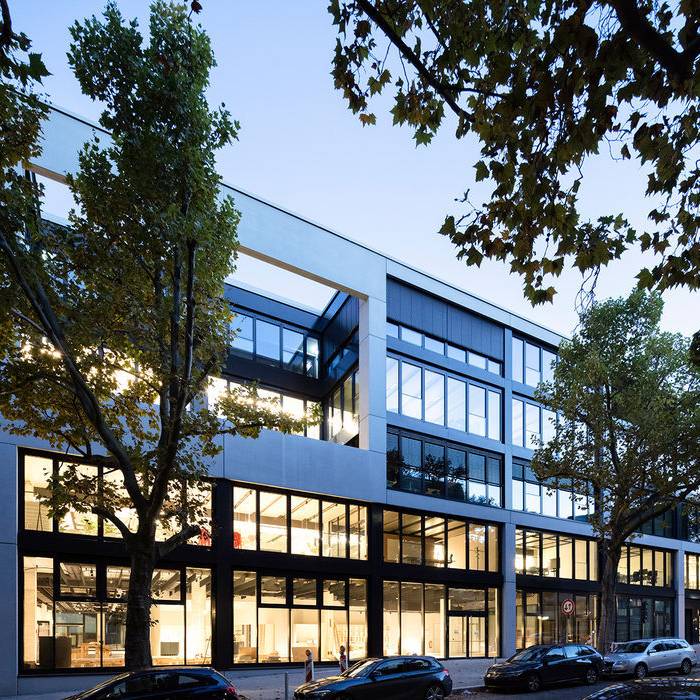 enter_wb_5896_15_700pixel