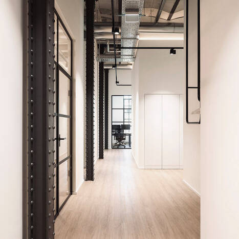 grath_220829_003_bearb_Cube_10_700pixel