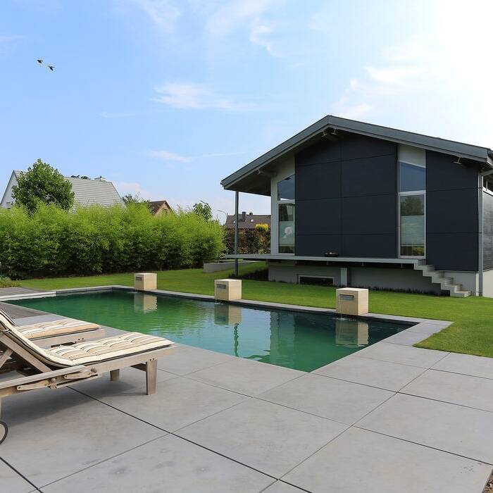 loc898-008_19_700pixel