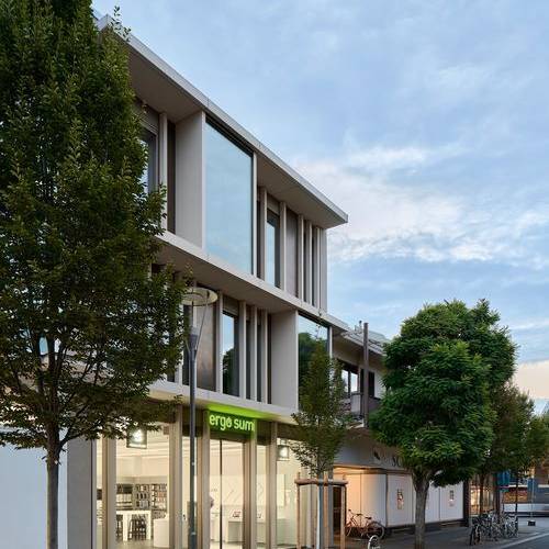 lwf_0317-2022-6775_15_700pixel