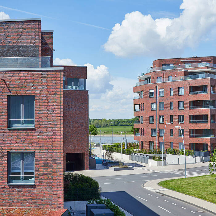 mh459122_1-C-Max-Hampel_15_700pixel