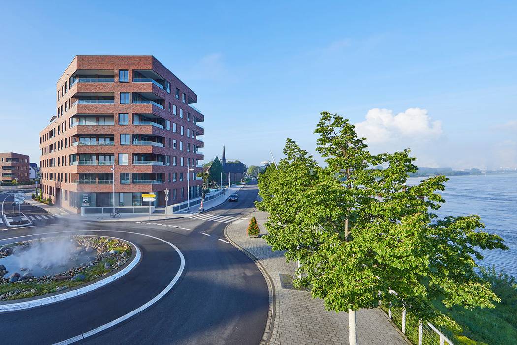 mh459456_1-C-Max-Hampel_19_700pixel