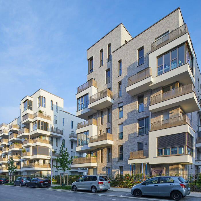 mh472171_1_15_700pixel