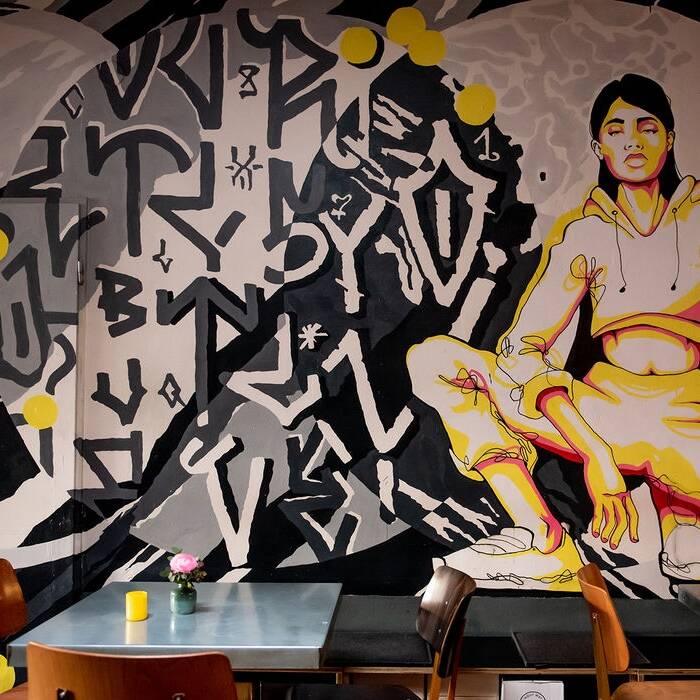 mvk050220Weinladen37_15_700pixel