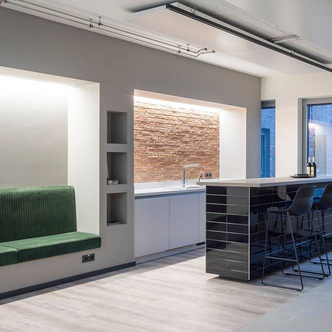 office-design-open-kitchen-green-brick-modern-Frankfurt4_10_700pixel