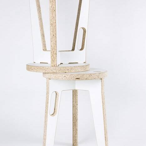 stf-hocker-2_10_700pixel