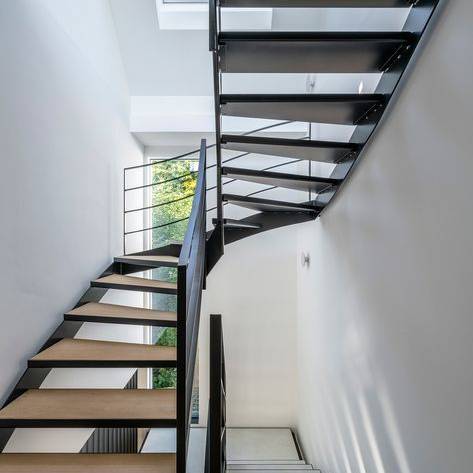 web_g22_0821-2095_10_700pixel