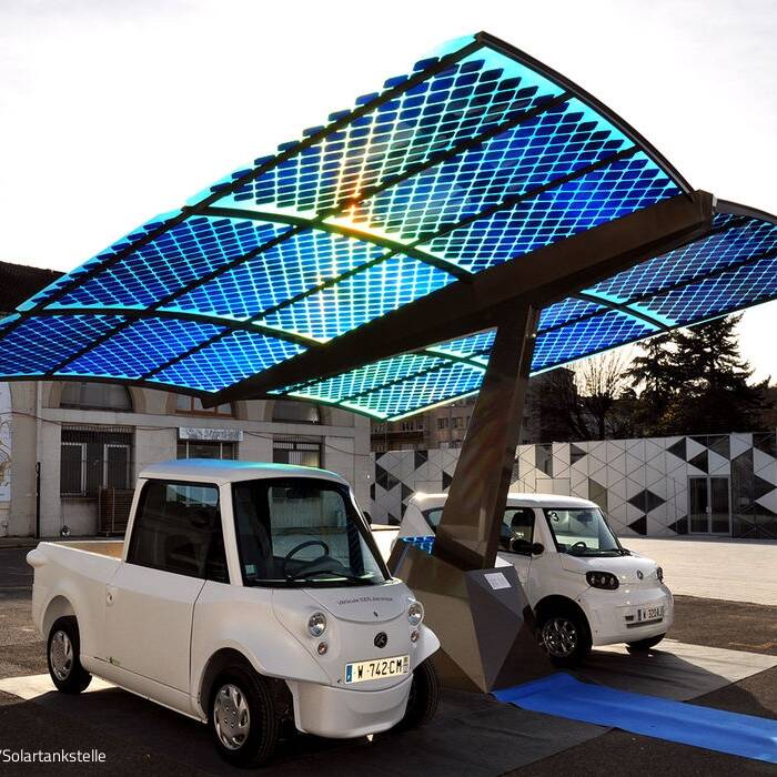 wikipedia_Solartankstelle_10_700pixel