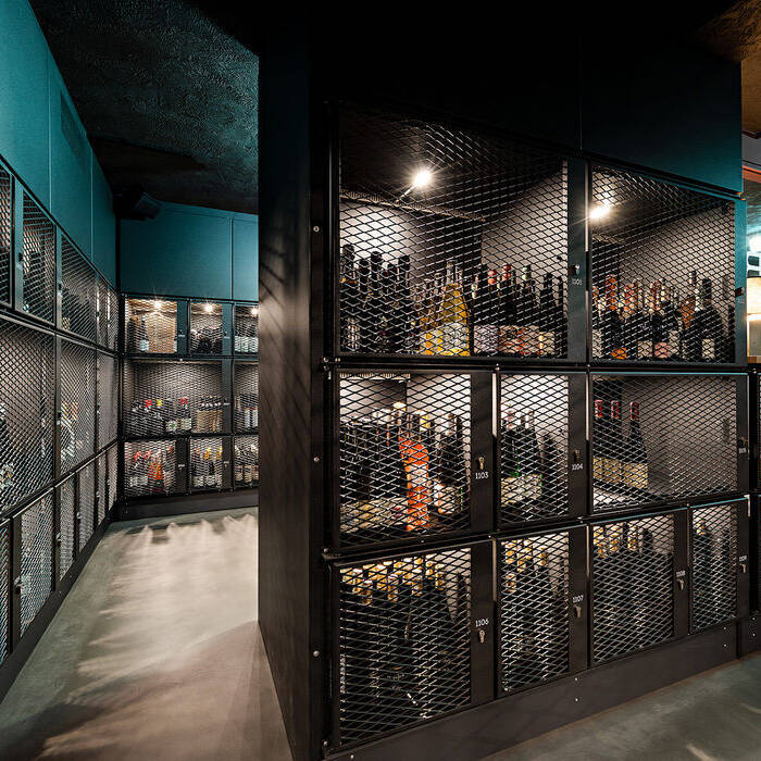 wineBANK-sylt_gastronomie-club_formwaende_innenarchitektur_interior_design_luxury_tresorraum_-2EG_tresorreihe_15_700pixel