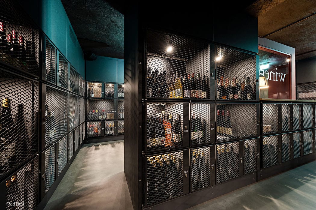 wineBANK-sylt_gastronomie-club_formwaende_innenarchitektur_interior_design_luxury_tresorraum_-2EG_tresorreihe_15_700pixel