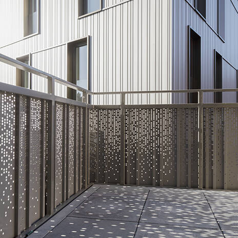 13_Drei-Schwestern_RHWZ_Balkondetail_10_700pixel