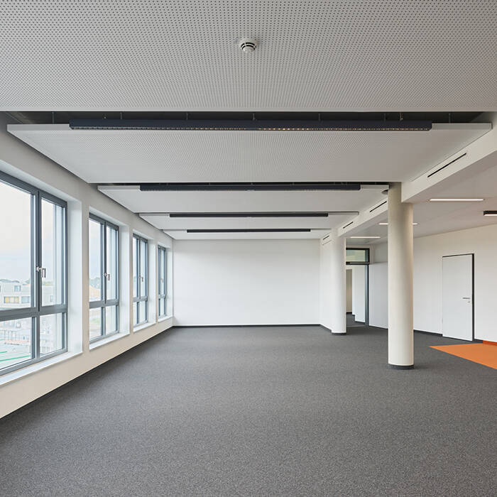 PK1204-052_15_700pixel