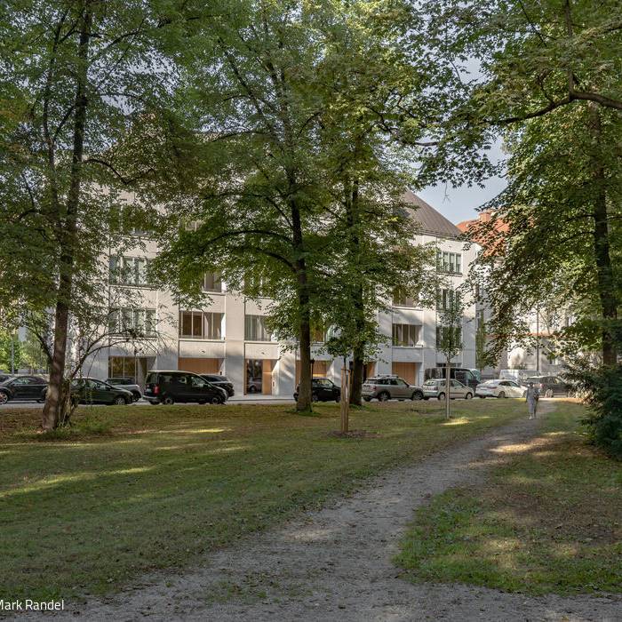 Wohnhaus-Kolbergerstrasse-Euroboden-I-Studio-Mark-Randel_Mark-Randel_HiRes_04a_700pixelfLH2xv8fOFpKs