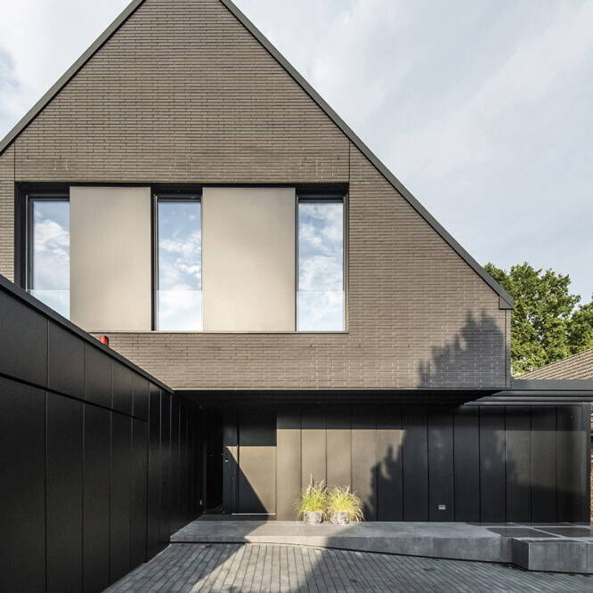 _DSF1809_10RjSsiNEjvS2Yk