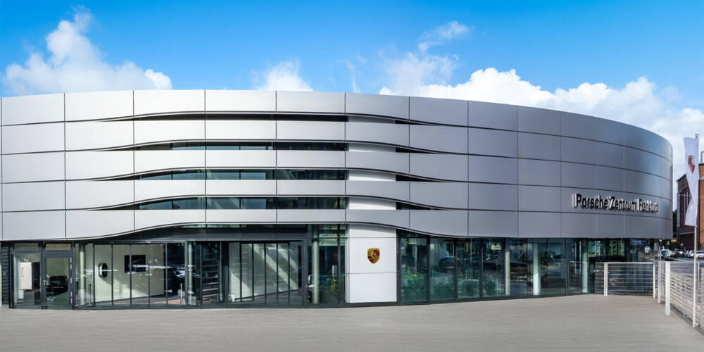 Porsche Frankfurt Expanded
