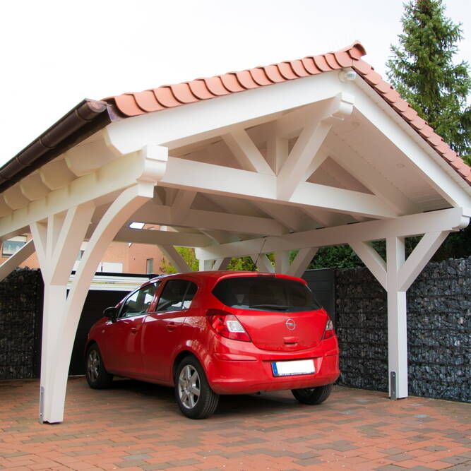 Vergleich von Carports: Premium-Qualität oder Basisausführung?